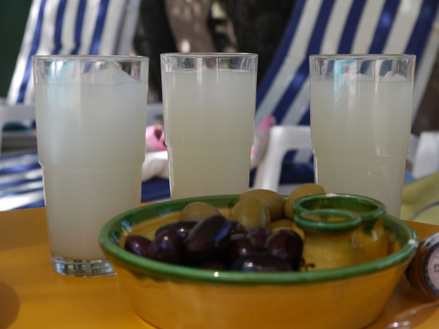 Pastis and olives